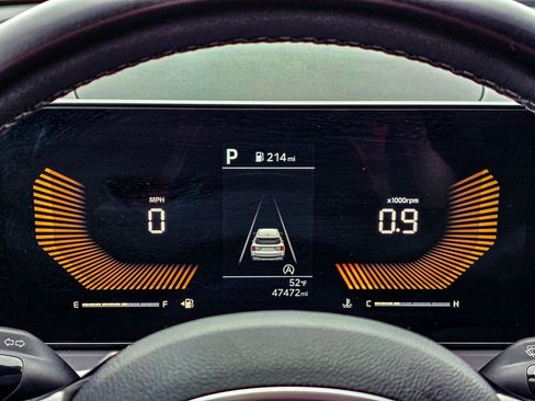 Used 2024 Kia Sorento S image 26