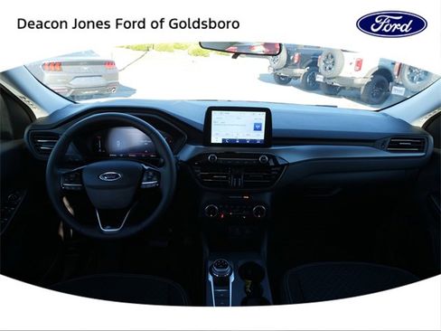 Used 2024 Ford Escape Active w/ Cold Weather Package image 19