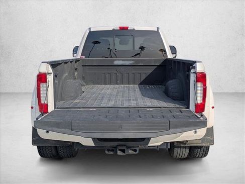 Used 2017 Ford F350 Platinum w/ Camper Package image 6