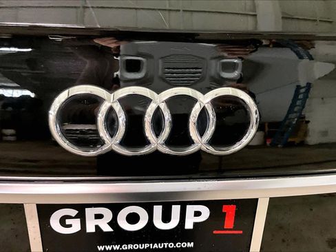 Used 2021 Audi Q5 Prestige w/ Prestige Package image 29