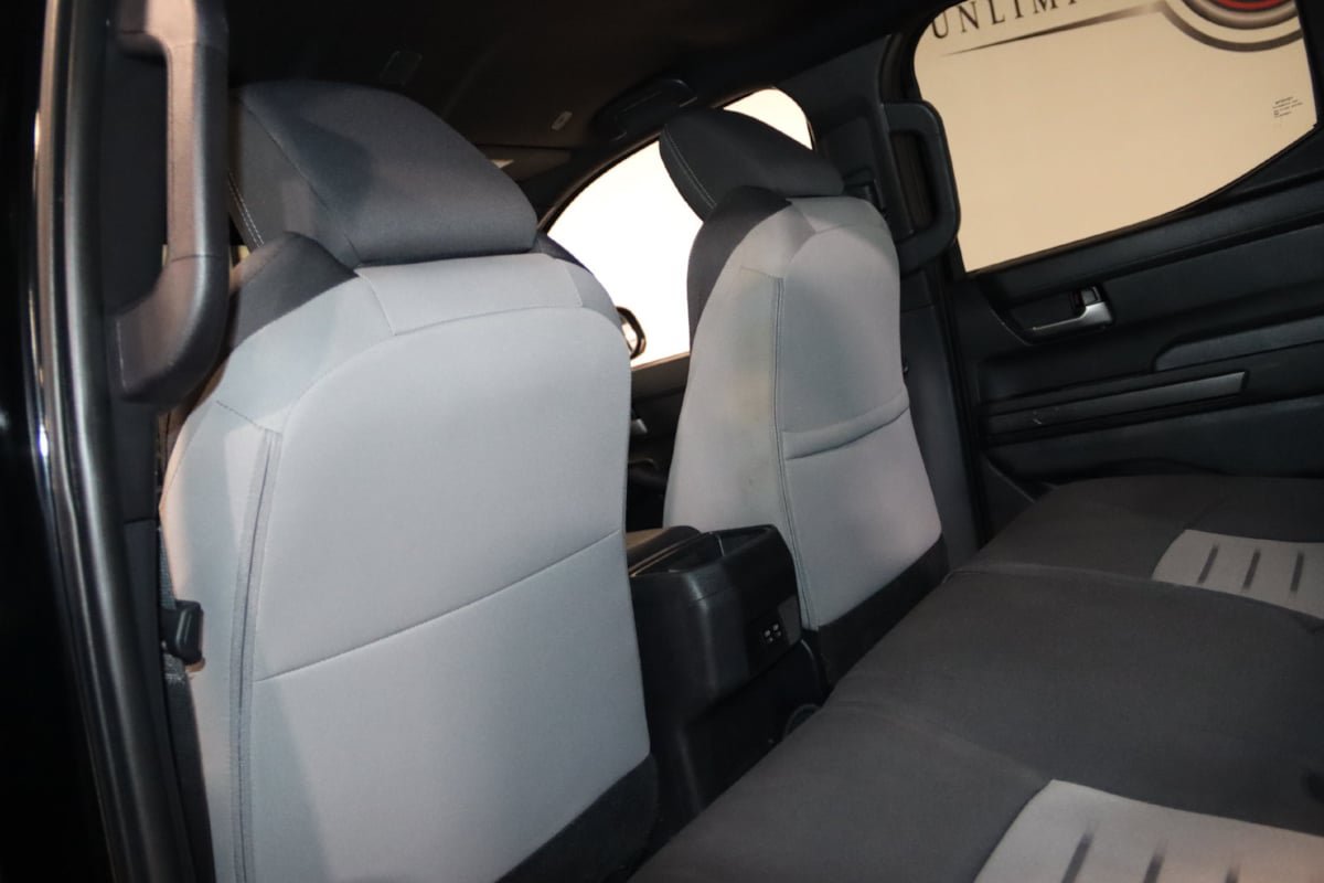 Used 2024 Toyota Tacoma TRD Sport AWD/4WD image 46