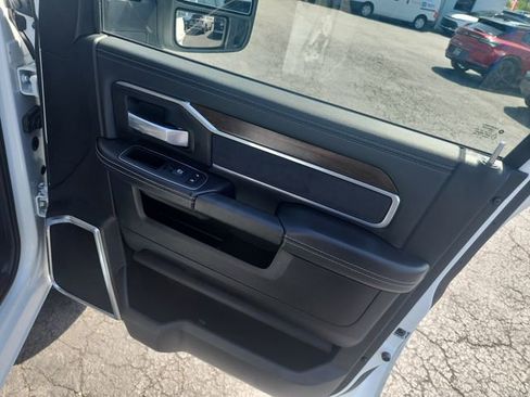 Used 2024 RAM 2500 Laramie AWD/4WD image 12