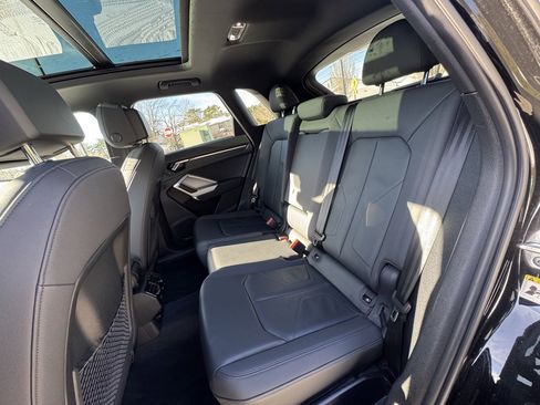 Used 2021 Audi Q3 2.0T Premium w/ Convenience Package image 28