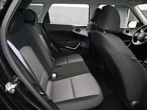 Used 2023 Kia Soul LX w/ Option Group 015 image 33