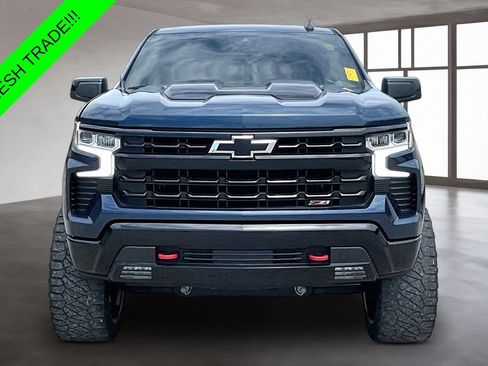 Used 2022 Chevrolet Silverado 1500 LT Trail Boss w/ Convenience Package II AWD/4WD image 2