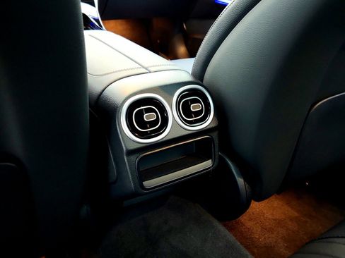 Certified 2025 Mercedes-Benz C 300 Sedan image 24