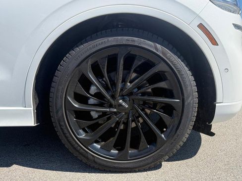 Certified 2022 Lincoln Aviator Reserve w/ Equipment Group 201A AWD/4WD image 12
