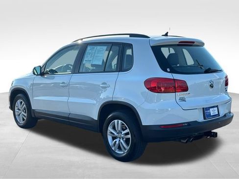 Used 2017 Volkswagen Tiguan S AWD/4WD image 3