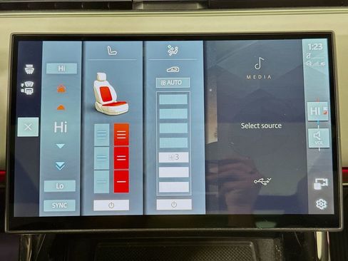 Used 2025 Land Rover Range Rover Sport Autobiography image 16