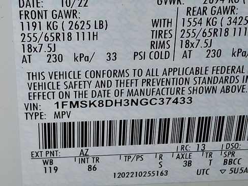 Used 2022 Ford Explorer XLT image 28