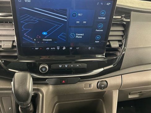 Used 2023 Ford Transit 350 XLT image 15