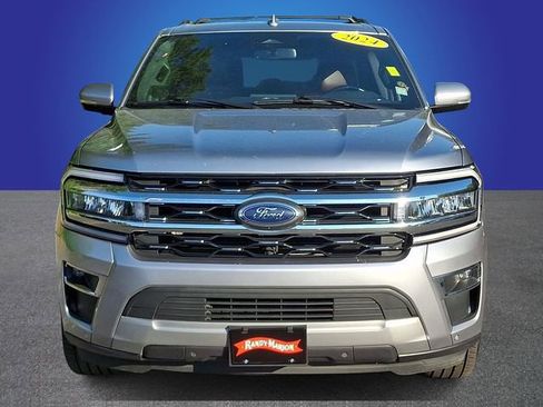 Used 2024 Ford Expedition Limited AWD/4WD image 2