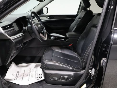 Used 2022 Jeep Grand Cherokee L Limited image 8