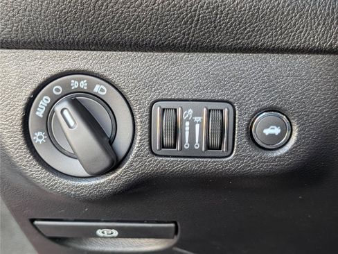 Used 2023 Dodge Challenger SRT Hellcat image 21