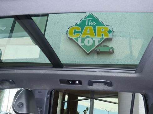 Used 2021 Volkswagen Tiguan SE R-Line image 57