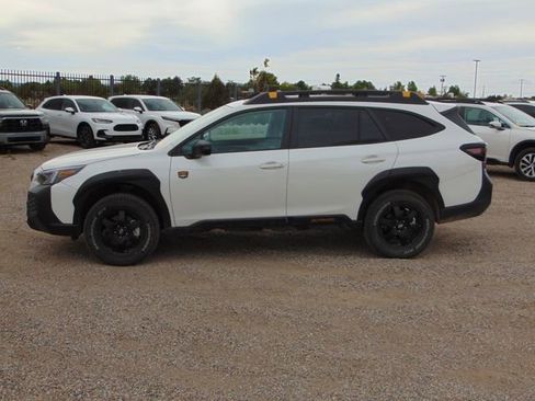 Used 2025 Subaru Outback Wilderness AWD/4WD image 6