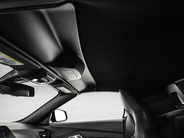 Used 2020 BMW Z4 M40i RWD image 16