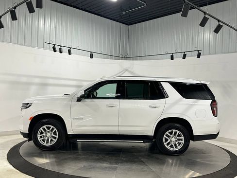 Used 2023 Chevrolet Tahoe LT w/ Luxury Package AWD/4WD image 15
