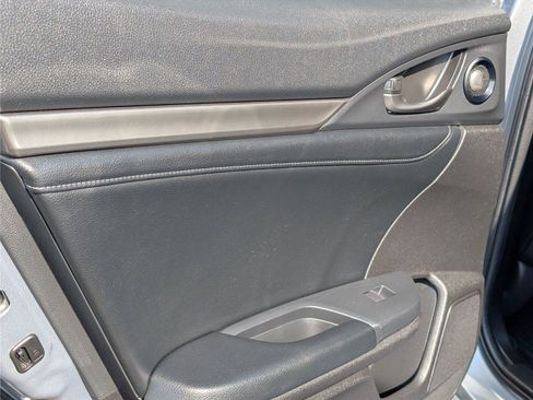Used 2019 Honda Civic Sport Touring image 33