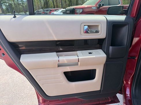 Used 2016 Ford Flex SEL w/ Equipment Group 202A FWD image 23