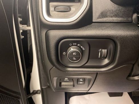Used 2022 RAM 1500 Big Horn image 24