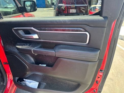 Used 2023 RAM 1500 Big Horn AWD/4WD image 38