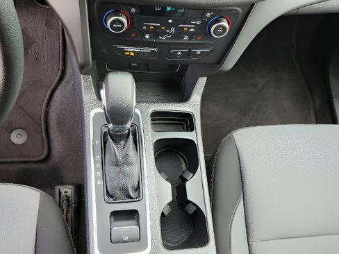 Used 2018 Ford Escape SE AWD/4WD image 16