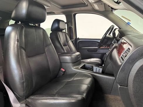 Used 2013 Chevrolet Tahoe LT w/ Luxury Package image 9