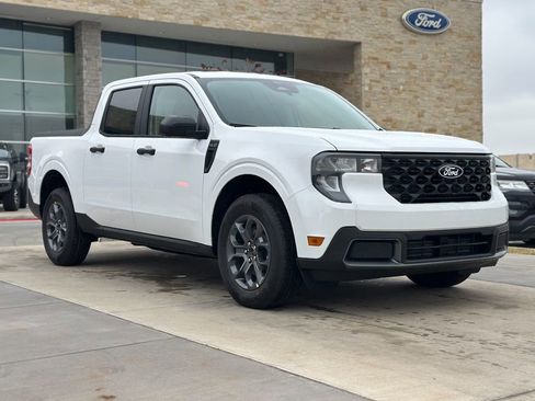 New 2026 Ford Maverick XLT w/ Equipment Group 301A image 34