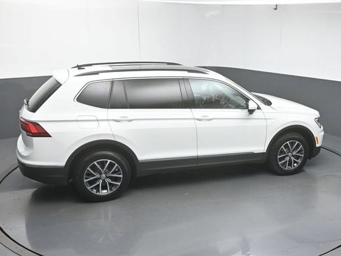 Used 2020 Volkswagen Tiguan SE FWD image 50
