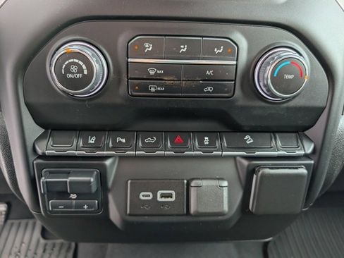 Used 2024 Chevrolet Silverado 2500 Custom w/ Custom Value Package image 14