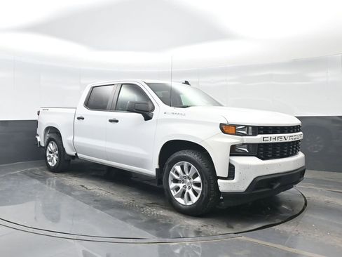 Used 2022 Chevrolet Silverado 1500 Custom w/ Safety Confidence Package image 9