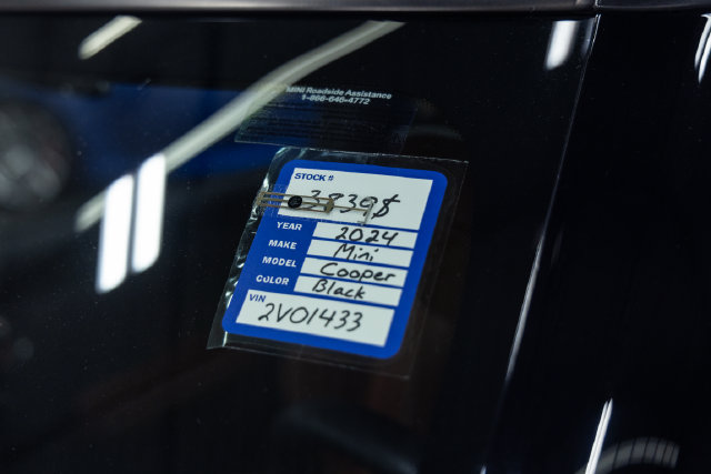 Used 2024 MINI Cooper S FWD image 25