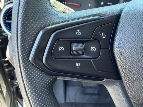Used 2025 Chevrolet Trax LS w/ LS Convenience Package FWD image 18