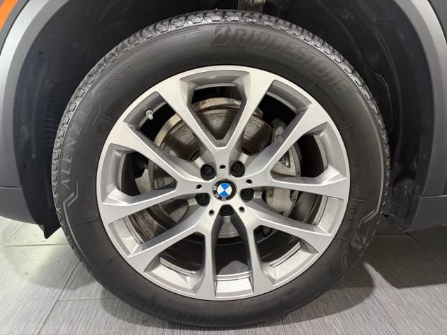 Used 2024 BMW X5 xDrive40i w/ Premium Package AWD/4WD image 22