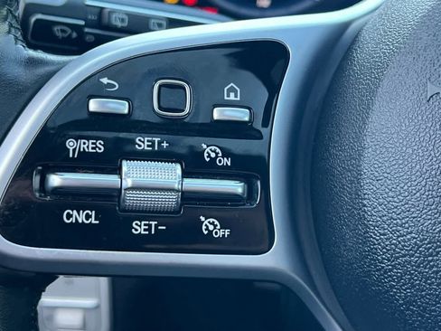 Used 2022 Mercedes-Benz GLE 350 image 33