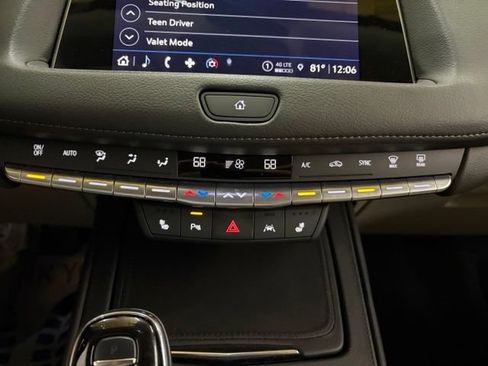 Used 2023 Cadillac XT4 Premium Luxury w/ Technology Package AWD/4WD image 72