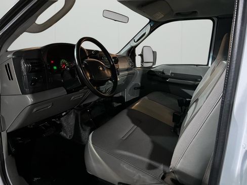 Used 2006 Ford F350 XLT image 28