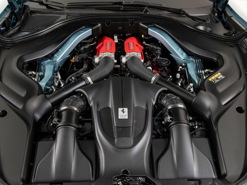 Certified 2025 Ferrari Roma Spider RWD image 29