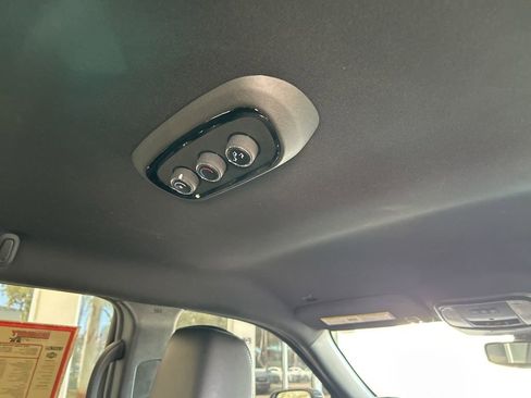 Used 2022 Dodge Durango R/T image 31