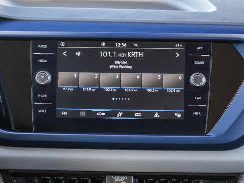 Used 2023 Volkswagen Taos SE image 16