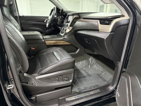 Used 2018 GMC Yukon Denali w/ Denali Ultimate Package AWD/4WD image 40
