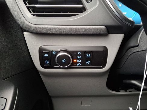 New 2026 Ford Escape SE w/ PHEV Premium Package FWD image 14