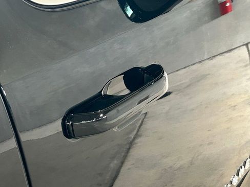 Used 2024 Jeep Grand Wagoneer L 4WD w/ HD Trailer Tow Package image 24