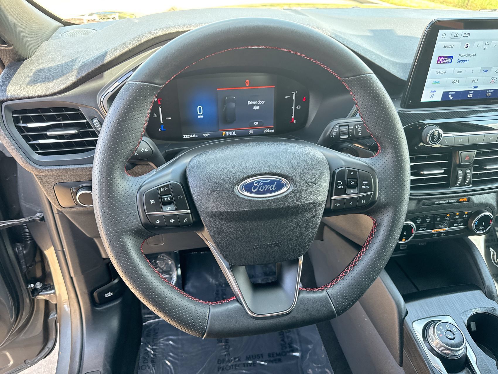 Used 2025 Ford Escape ST-Line AWD/4WD image 14