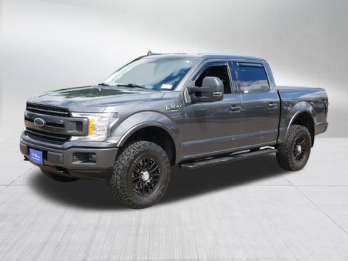 Used 2019 Ford F150 XLT w/ Equipment Group 302A Luxury AWD/4WD image 3