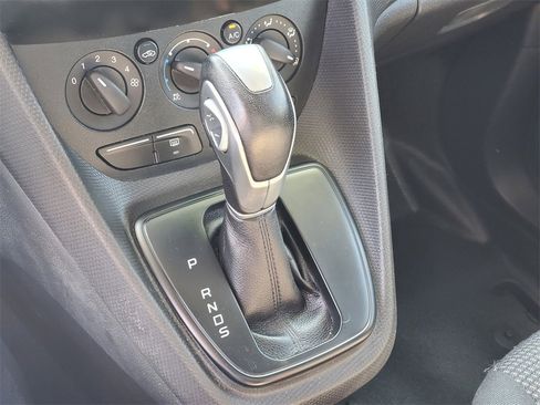 Used 2018 Ford Transit Connect XL image 14