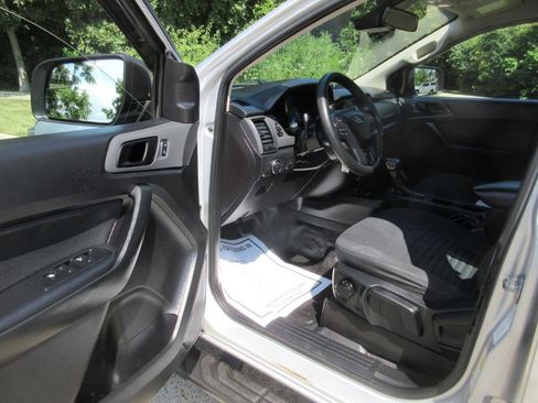 Used 2019 Ford Ranger XL w/ Equipment Group 101A Mid RWD image 19
