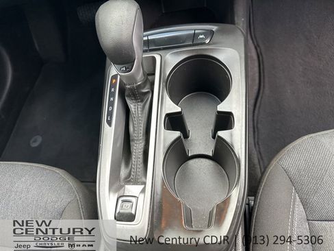 Used 2024 Chevrolet Trax LS image 27