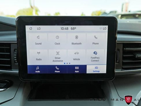 Used 2022 Ford Explorer XLT w/ Equipment Group 202A AWD/4WD image 30